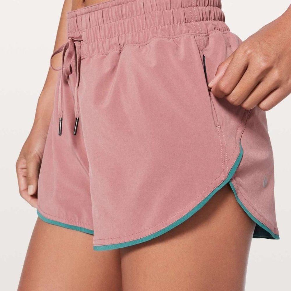 Lululemon Choose A Side Reversible 3" Short Mauve Green 10